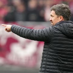 Dynamo-Trainer Thomas Stamm hofft auf zwei Testspiele im Trainingslager. (Archivbild) Foto: Thomas Frey/dpa