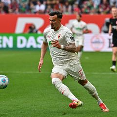 Über seine Augsburg-Rückkehr wird spekuliert: Stürmer Berisha. (Archivbild) Foto: Jan-Philipp Strobel/dpa