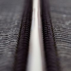 Bahnreisende müssen sich gedulden - die Strecke Bad Reichenhall-Berchtesgaden bleibt vorerst dicht. (Symbolbild) Foto: picture a