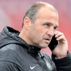 Steffen Ziffert kehrt vorübergehend zu Erzgebirge Aue zurück. (Archivbild) Foto: picture alliance / dpa