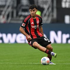 Can Uzun steht nach einer Muskelverletzung vor einem Comeback in der Startelf von Eintracht Frankfurt. (Archivbild) Foto: Arne D