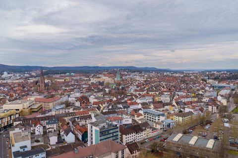 Die Leiche war nahe dem Hauptbahnhof von Kaiserslautern entdeckt worden. (Archivbild) Foto: Andreas Arnold/dpa