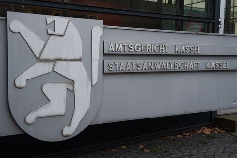 Nach einem Einsatz mit tragischem Ausgang spricht das Gericht zwei Polizisten vom Vorwurf der Körperverletzung frei. (Archivbild