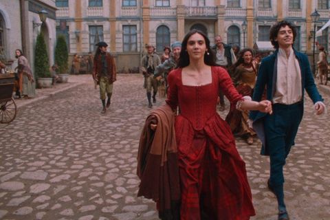 Maria Anna Mozart (Havana Joy) tritt in der ARD-Serie "Mozart/Mozart" aus dem Schatten ihres Bruders Amadeus (Eren M. Güvercin