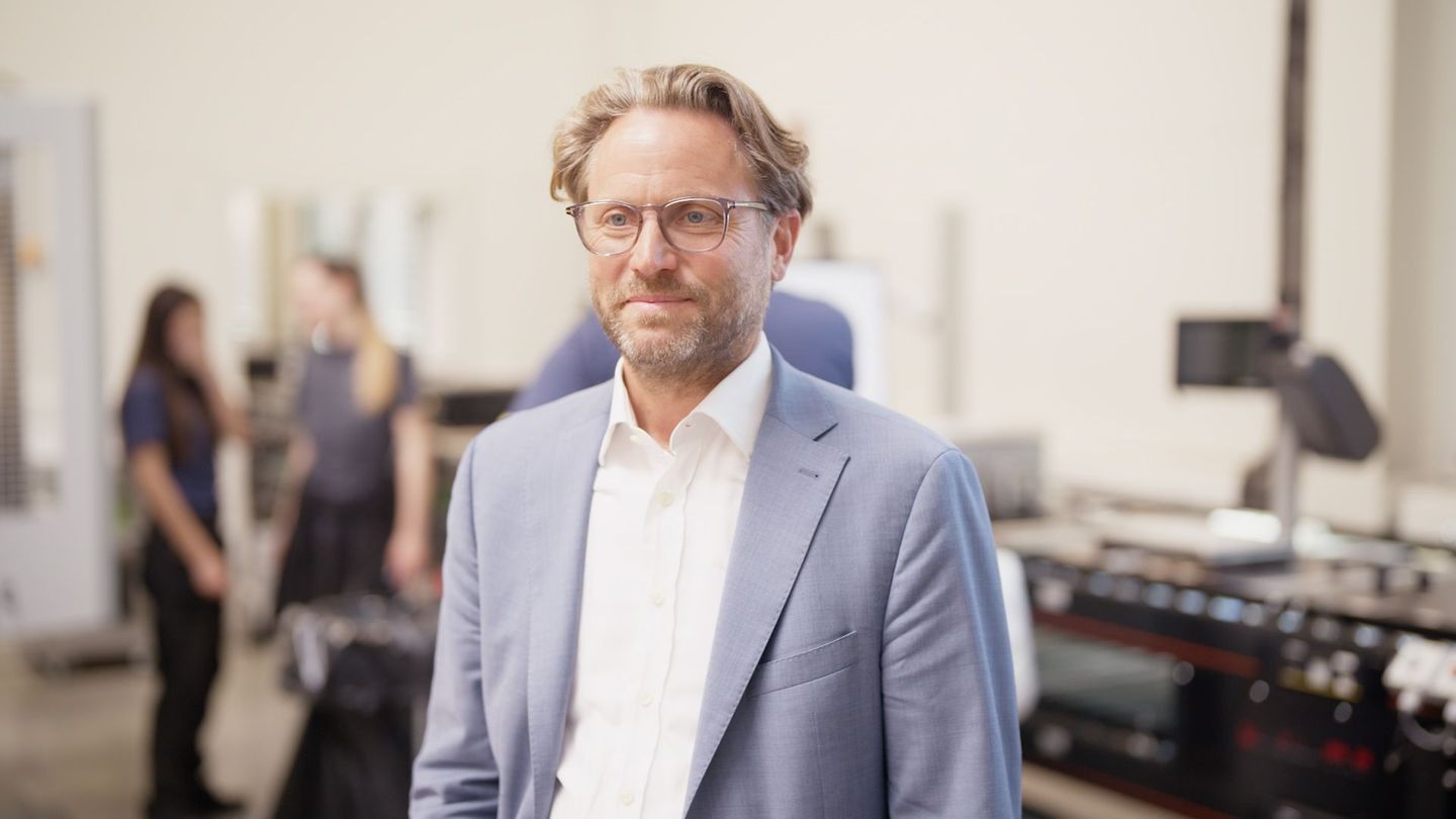 Andreas Kraut ist CEO vom Waagen-Hersteller Bizerba. "Die Planbarkeit von früher ist nicht mehr gegeben", sagt der Mittelständler. Das muss einem Schwaben, der Waagen produziert, besonders gegen den Strich gehen. Flexibilität und Resilienz sind derzeit zwei der gefragtesten Eigenschaften im deutschen Mittelstand.