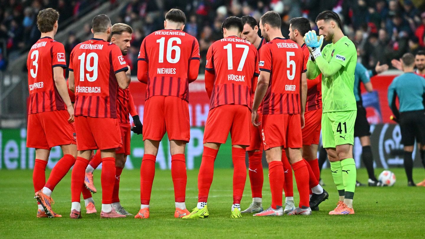 Der 1. FC Heidenheim ist am Samstag beim FC St. Pauli zu Gast. (Archivbild) Foto: Jan-Philipp Strobel/dpa