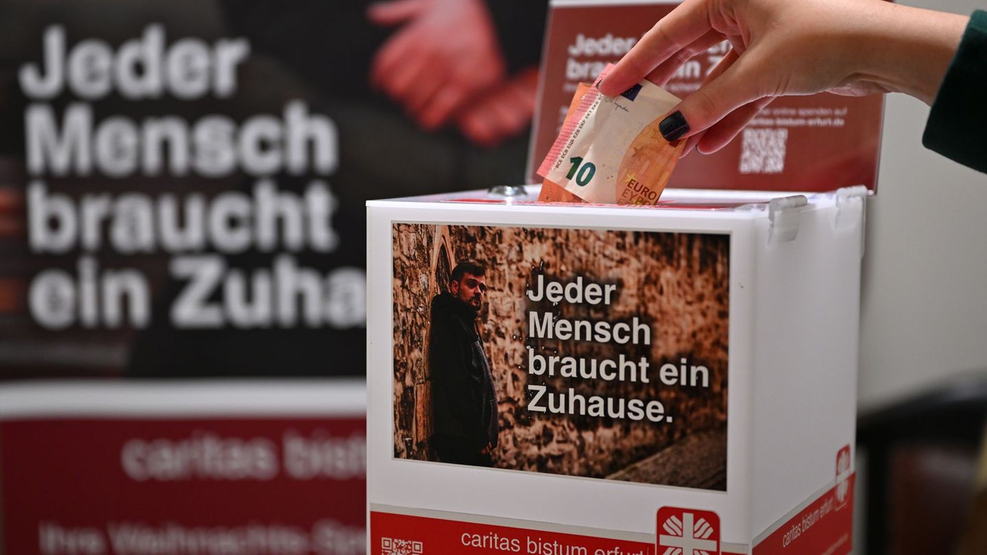 Adventszeit-ist-Spendenzeit-Licht-und-Schatten-bei-Spendenbereitschaft-in-Th-ringen