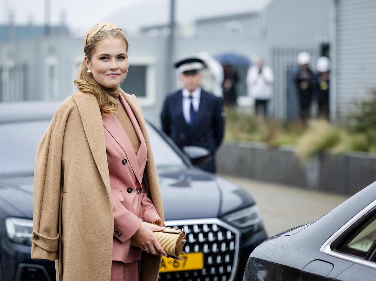 Amalia tauft ein Schiff