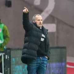 Baum beim Spiel in Frankfurt. Foto: Marc Schüler/dpa