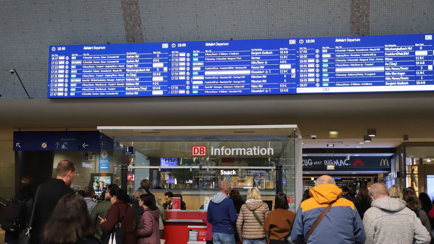 Vor allem in den Abendstunden will die Bahn zwischen Großstädten mehr Züge einsetzen. (Archivbild) Foto: Sascha Thelen/dpa