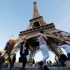 Von Halle über Erfurt in die Stadt der Liebe: Die neue ICE-Linie soll die beiden ostdeutschen Städte direkt mit Paris verbinden.