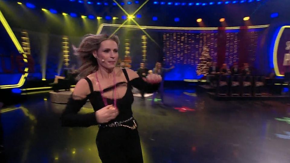 Michelle Hunziker stürzt vor laufender Kamera