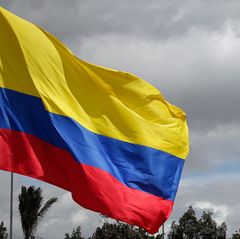 Die kolumbianischen Schüler waren auf dem Rückweg von ihrer Abschlussreise. (Symbolbild) Foto: Luisa González/colprensa/dpa