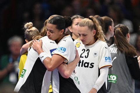 Deutsche Handballerinnen nach der Final-Niederlage