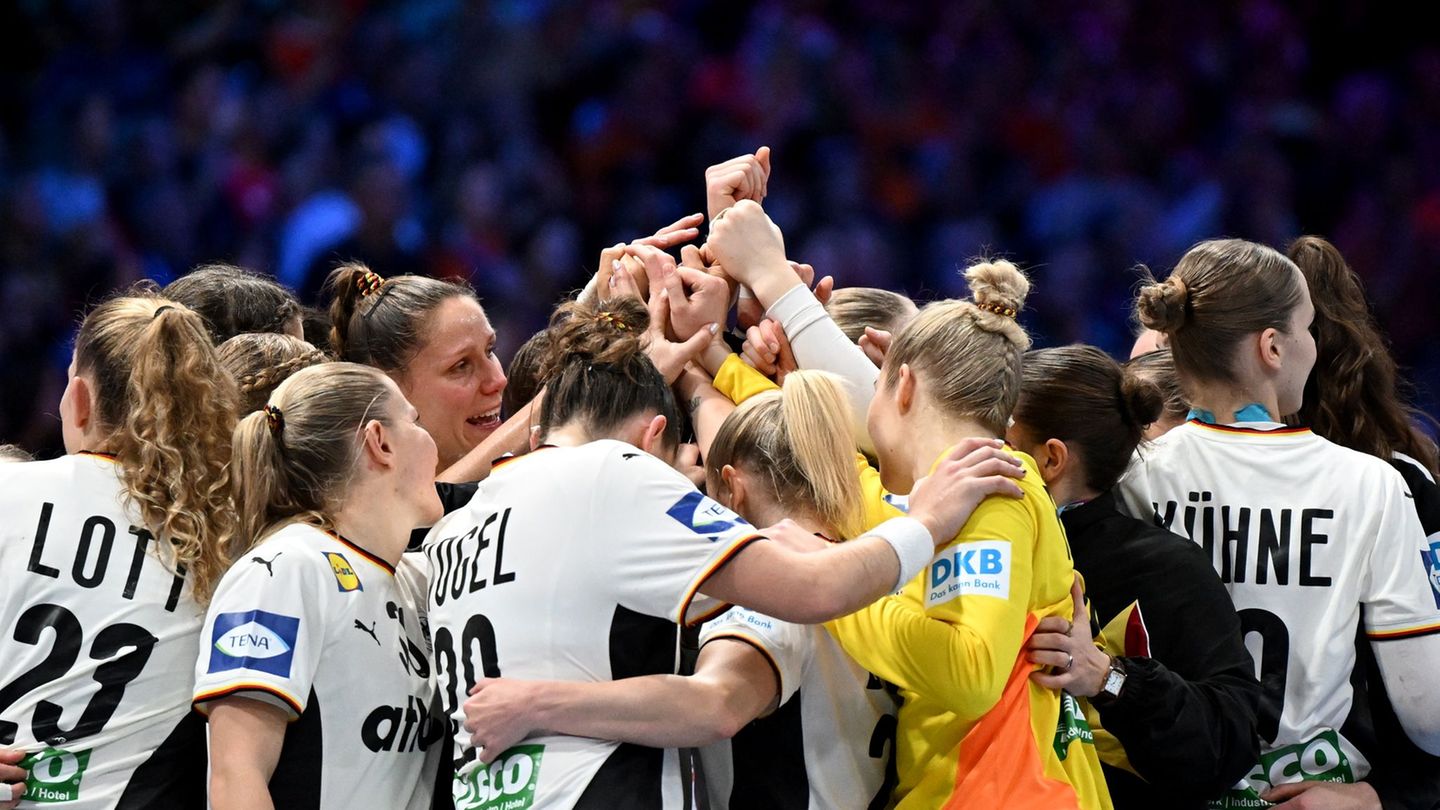 Final-Niederlage-Zeit-traurig-zu-sein-Handballerinnen-verpassen-WM-Wunder