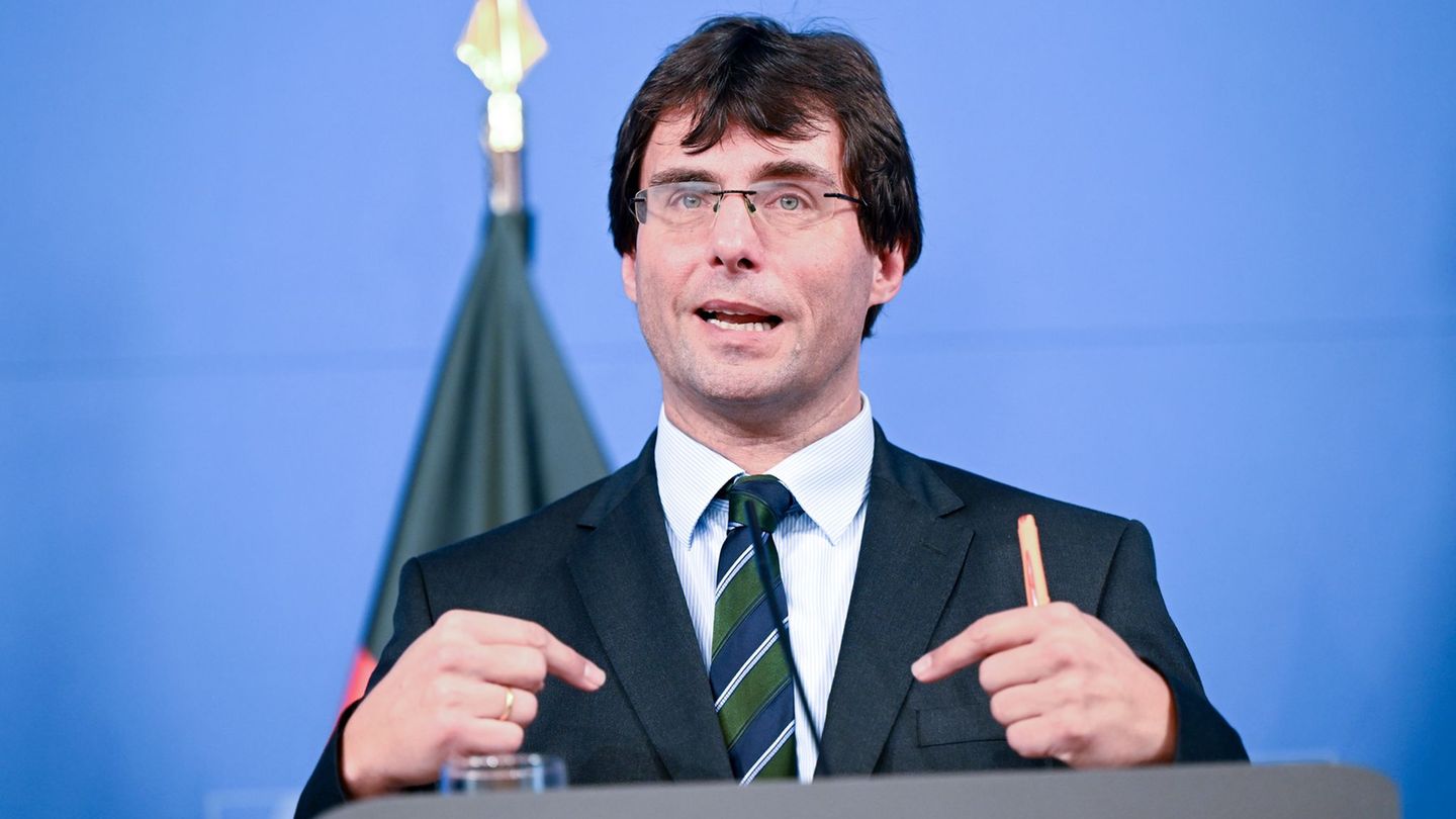 NRW-Finanzminister Marcus Optendrenk (CDU) lässt auch dieses Jahr vor Weihnachten Frieden beim Fiskus einkehren (Archivfoto) Fot