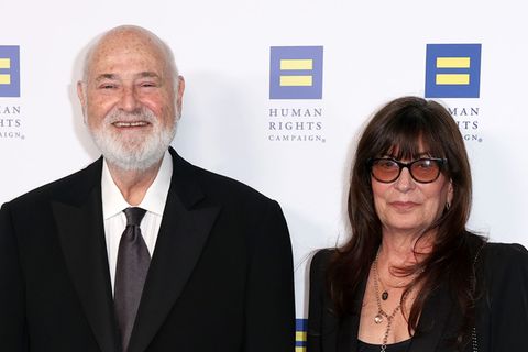 Hollywood-Regisseur Rob Reiner und seine Ehefrau Michelle wurden tot in ihrem Haus aufgefunden. Die Polizei ermittelt wegen Mordverdacht.