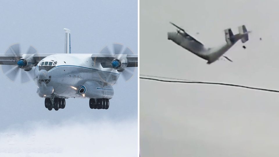 Antonow An-22 zerbricht im Flug