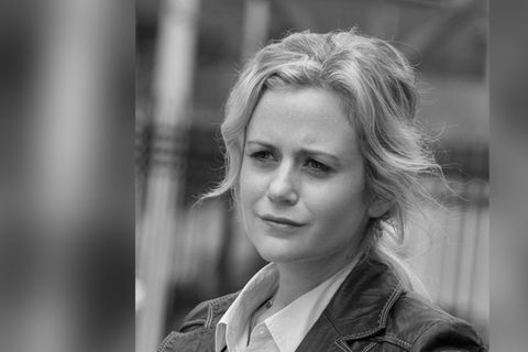 Trauer um Rachael Carpani, hier 2011 in der Serie "Against the Wall".