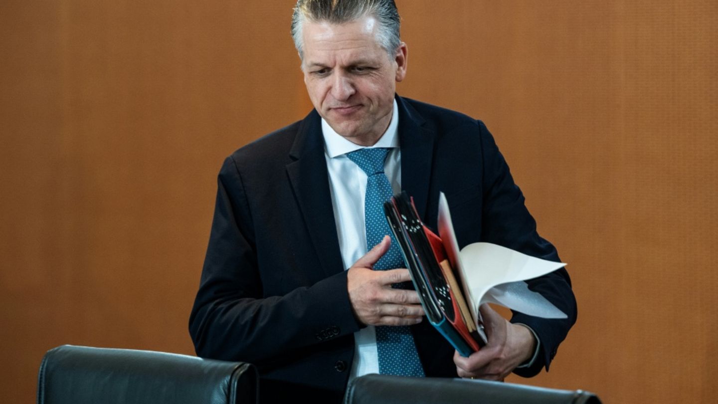 Minister Frei