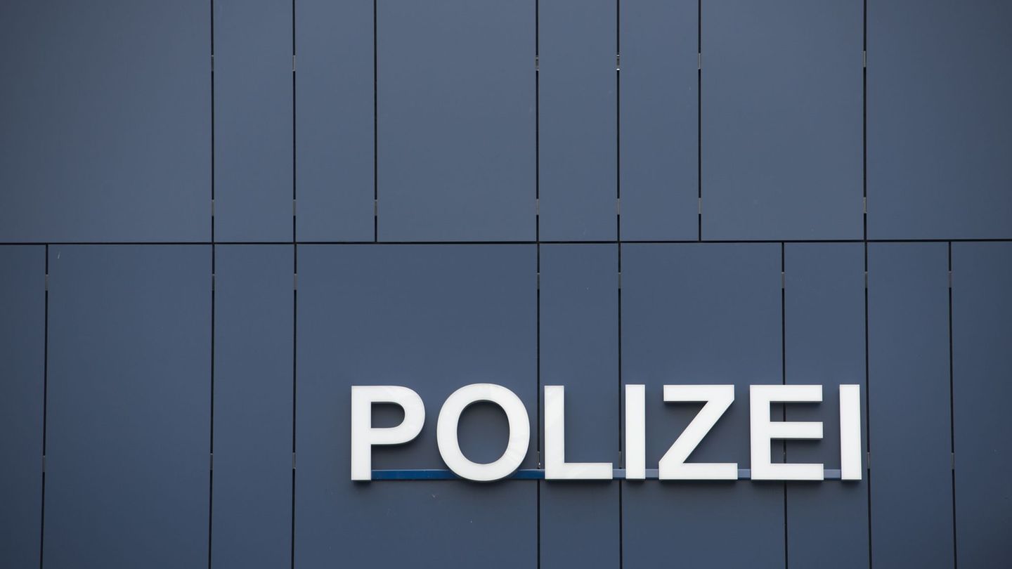 Das Kriminalkommissariat hat die weiteren Ermittlungen aufgenommen. (Symbolbild) Foto: Stefan Sauer/dpa