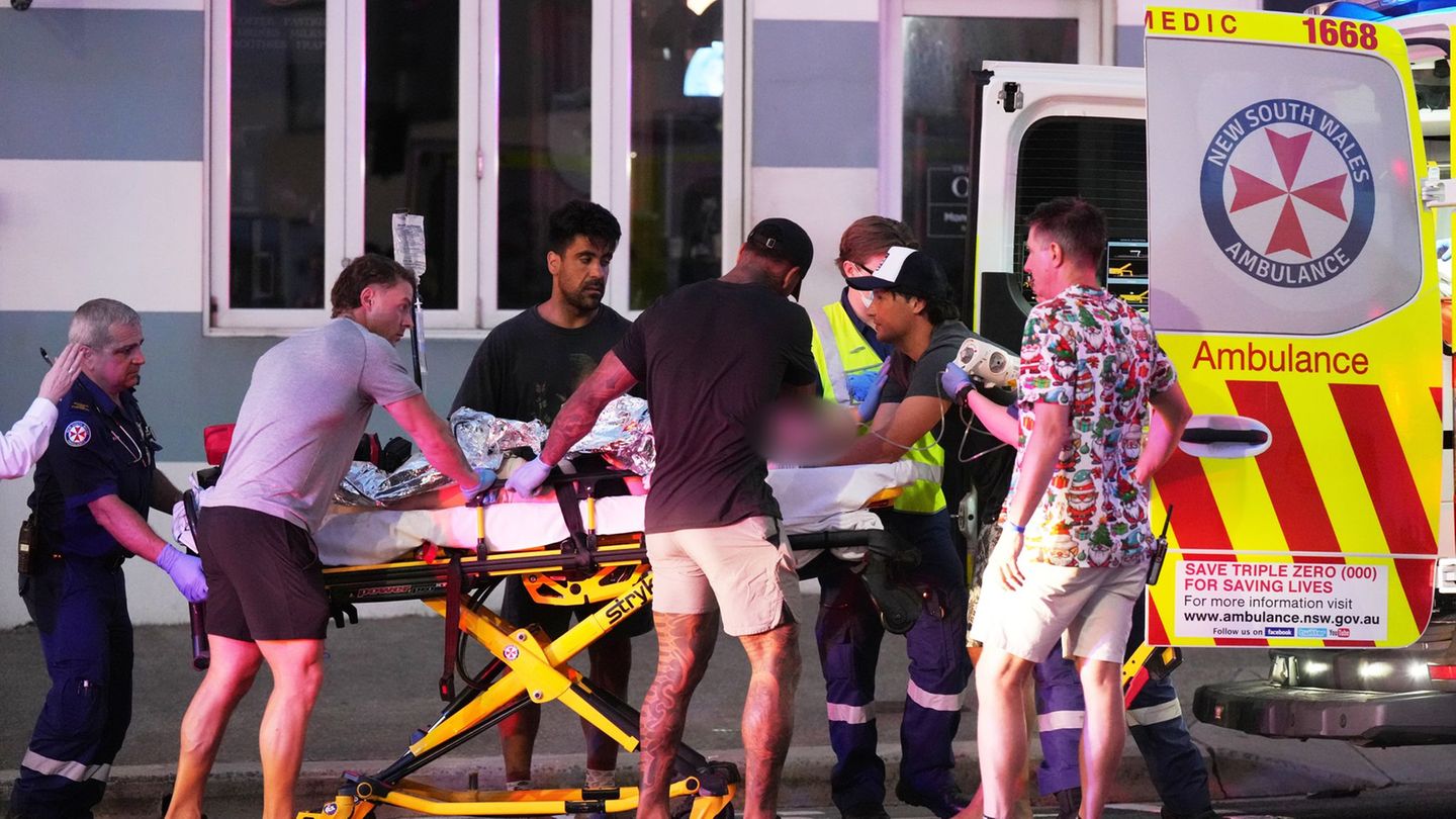 Die Behörden gehen bei der Tat vom Sonntag von einem antisemitischen Terroranschlag aus. Foto: Mark Baker/AP/dpa