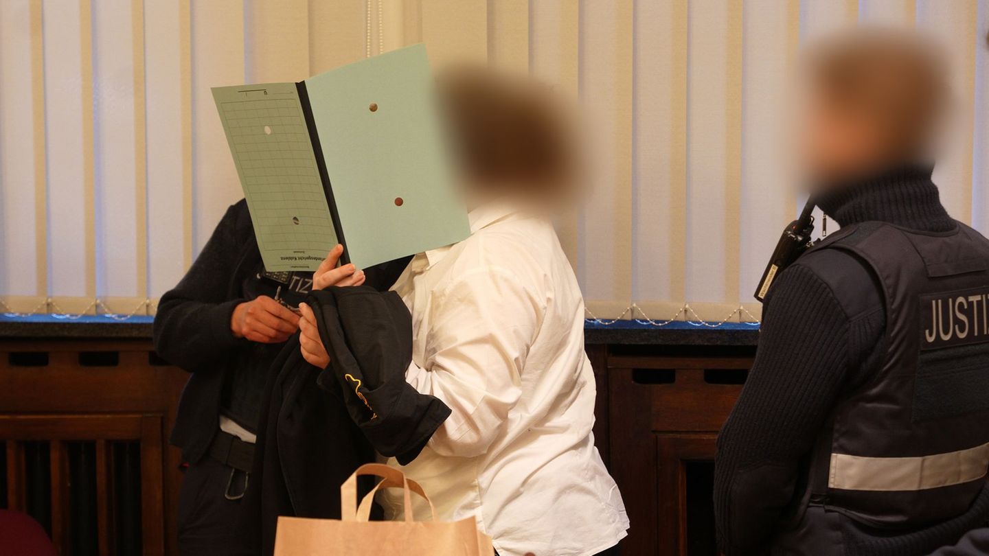 Die Angeklagte wurde nun zu acht Jahren und sechs Monaten verurteilt. (Archivbild) Foto: Thomas Frey/dpa