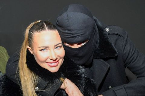 Nina Anhan und Haftbefehl: Ihren Ehering trägt sie aktuell nicht, die Hoffnung hat sie nicht aufgegeben.