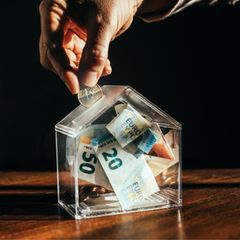 Wer über den Hauskauf nachdenkt, muss viel Erspartes haben