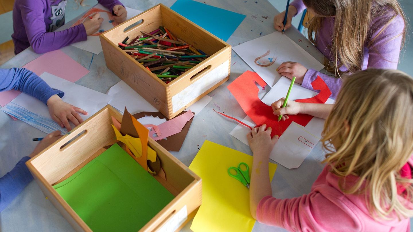 Der Anspruch auf Ganztagsbetreuung wird zunächst für Erstklässler eingeführt. (Archivbild) Foto: Uwe Anspach/dpa