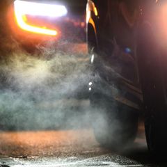 Der Verkehr gilt als klimaschädlichster Sektor. Die EU wird das Verbrenner-Aus aber sehr wahrscheinlich kippen