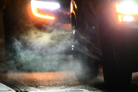 Der Verkehr gilt als klimaschädlichster Sektor. Die EU wird das Verbrenner-Aus aber sehr wahrscheinlich kippen