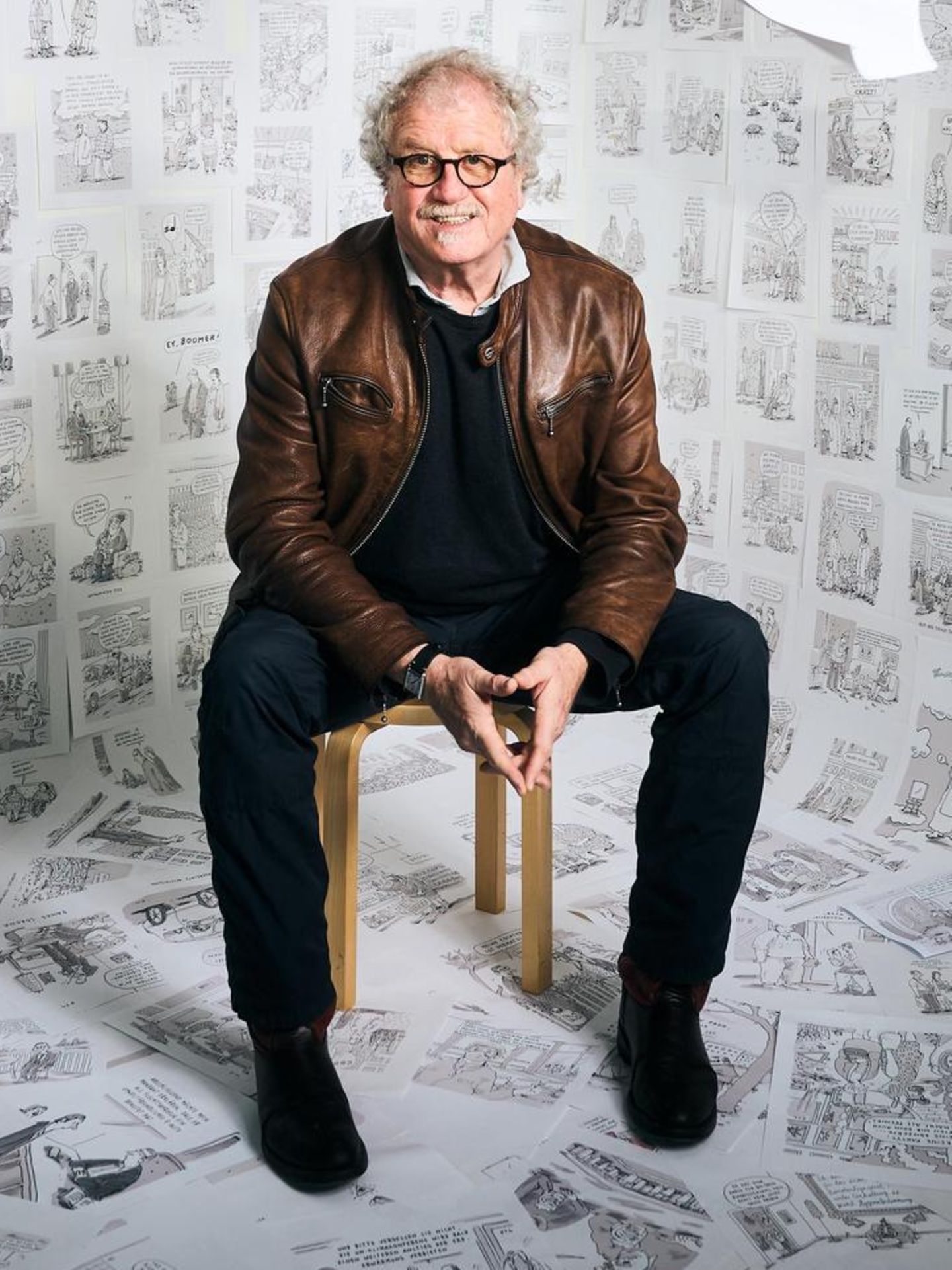 Til Mette inmitten von Zeichnungen