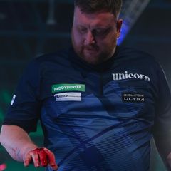 Cameron Menzies hat seine Hand in einem Wutanfall übel zugerichtet