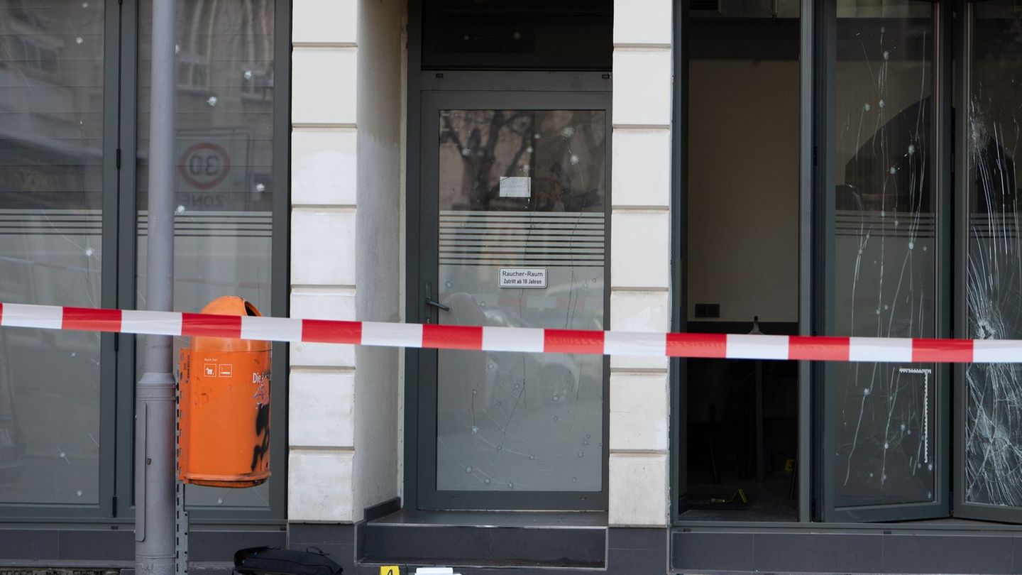 Mit einer Handgranate verübten maskierte Täter einen Anschlag auf einen kleinen Nachtclub in Berlin-Kreuzberg. Foto: Markus Lenh