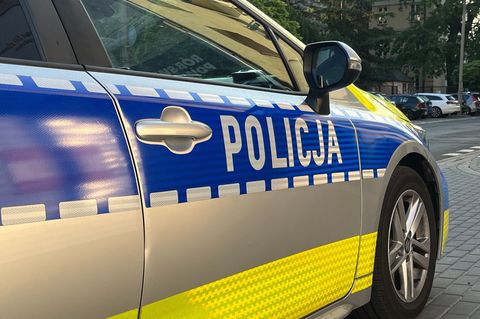 Nach dem gewaltsamen Tod einer elfjährigen Schülerin hat die Polizei in Polen eine zwölfjährige Tatverdächtige gefasst. (Symbolb