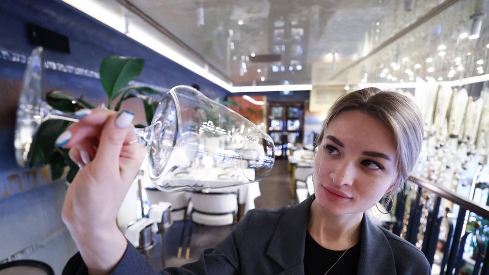 In Moskaus Nobel-Partymeile ist die Krise sichtbar