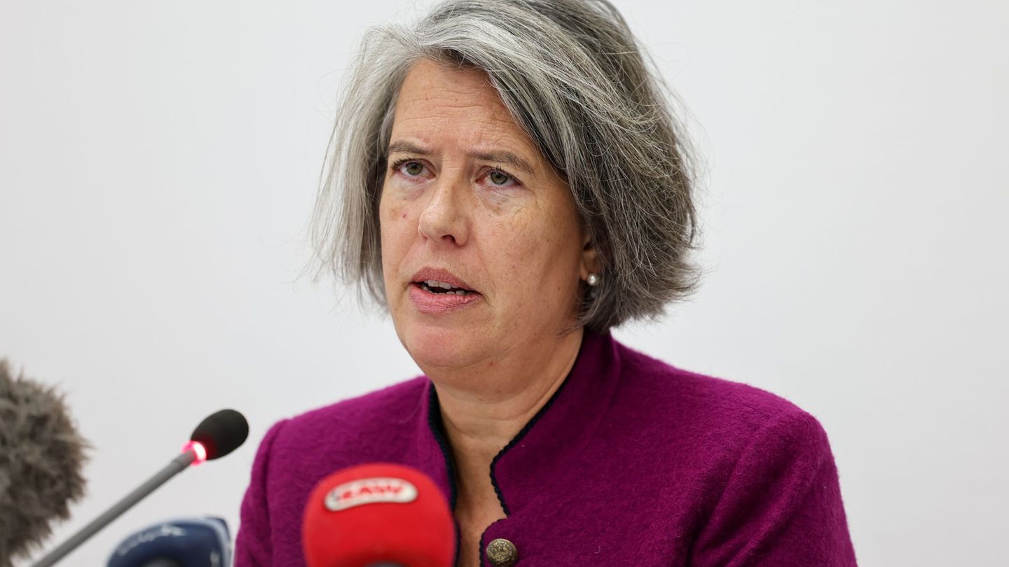 Der 21-Jährige sei im Juni 2024 mit einem Visum für einen Au-pair-Aufenthalt eingereist, sagte Sachsen-Anhalts Innenministerin T