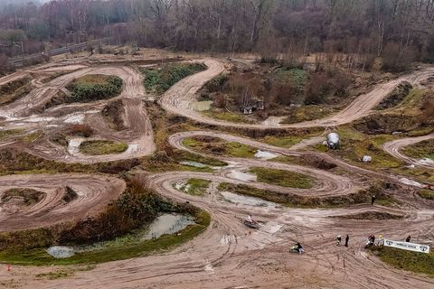 Der kleine Mio dreht auf der Anlage regelmäßig seine Runden. Foto: Frank Molter/dpa