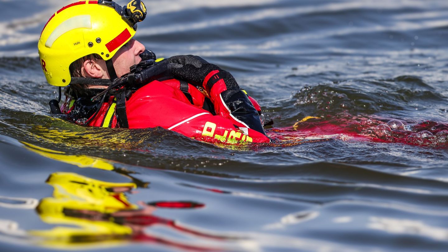 Rettungsschwimmer-DLRG-Weniger-Badetote-im-Gesamtjahr-2025-erwartet