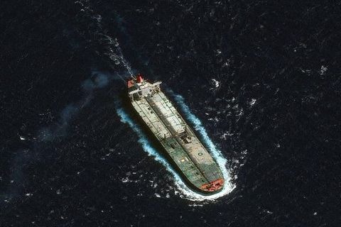 Der kürzlich von den USA vor der Küste von Venezuela beschlagnahmte Öltanker "Skipper" aus der Luft
