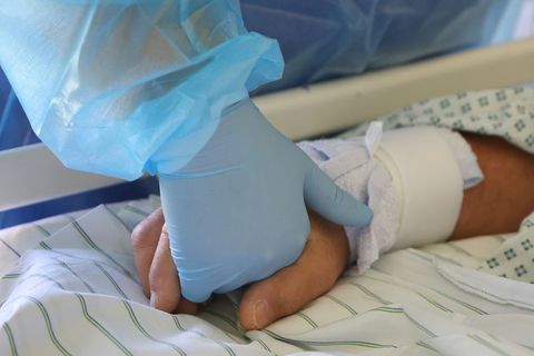 Patient auf einer Intensivstation