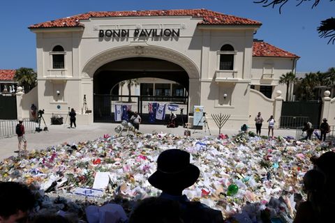 Trauernde am Bondi Beach in Sydney