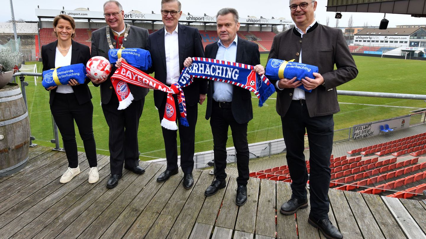 Der Sportpark Unterhaching gehört nun dem FC Bayern. Foto: Jens Niering/dpa