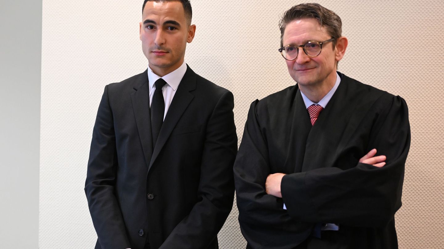 Der Rechtsstreit zwischen Mainz 05 und El Ghazi geht weiter. Foto: Arne Dedert/dpa