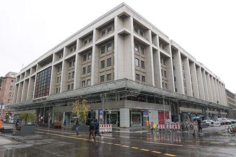 Politiker fordern die Schließung des Russischen Hauses wegen Sanktionsverstößen Russlands. (Archivbild) Foto: Jörg Carstensen/dp