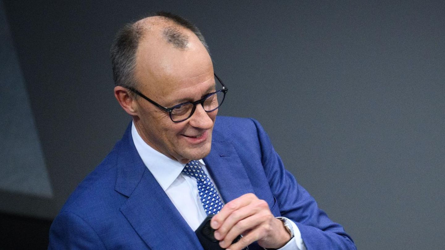 Friedrich Merz Federal Meclis'te: soru-cevap oturumu ve hükümet açıklaması canlı
