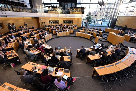 Landtagsitzung mit Generaldebatte zum Thüringer Doppelhaushalt. Foto: Martin Schutt/dpa