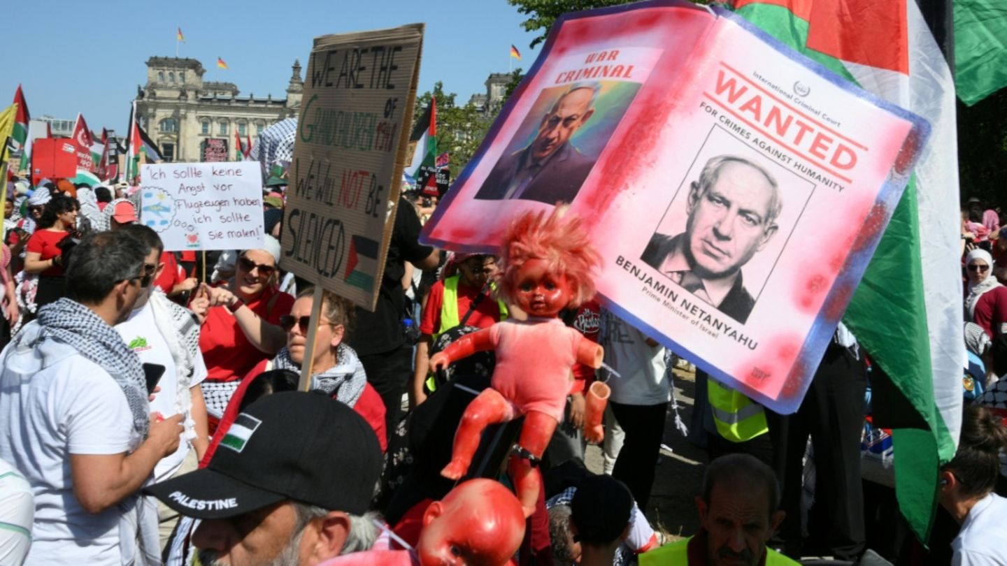 -From-the-River-to-the-Sea-Mann-in-Berlin-wegen-antiisraelischer-Parole-verurteilt