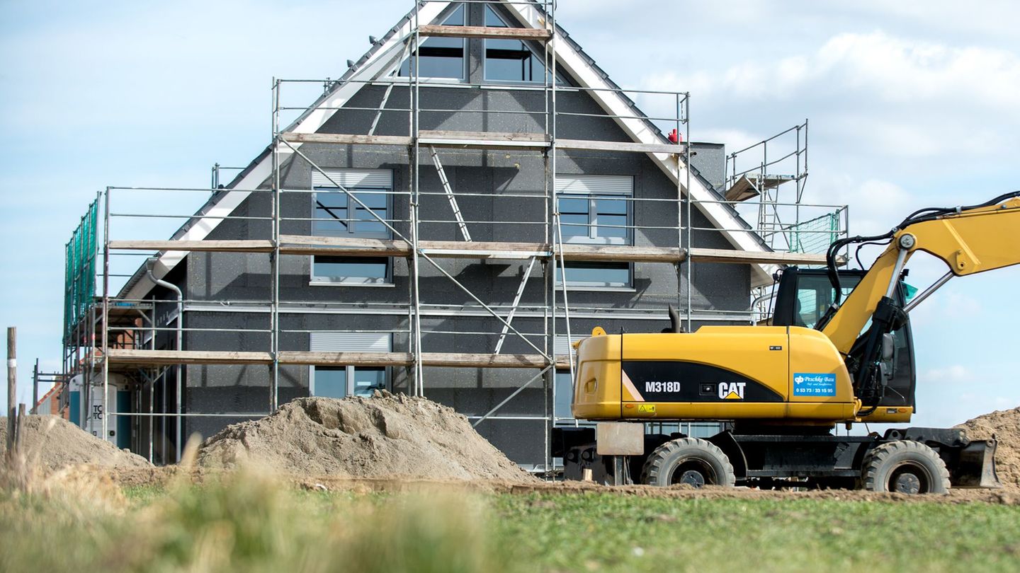 Immobilien: Baugenehmigungen steigen wieder - Eigenheime gefragt